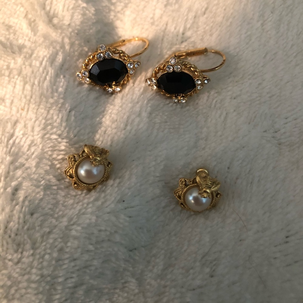 Earrings 2 pairs costume jewelry